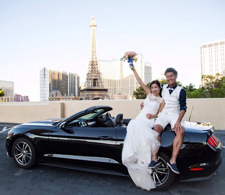 Image sélectionnée 結婚式 前撮り 車と一緒 589115結婚式 前撮り 車と一緒