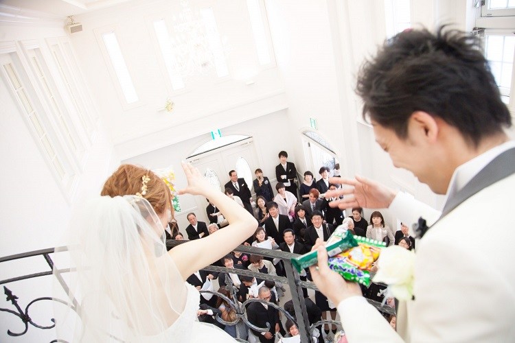 オリジナルカクテルやネイキッドケーキ Happy Smileな披露宴 美花嫁図鑑 Farny ファーニー お洒落で可愛い花嫁レポが満載 Byプラコレ オリジナルカクテルやネイキッドケーキ Happy Smileな披露宴 美花嫁図鑑 Farny ファーニー お洒落で可愛い花嫁レポが満載 Byプラコレ