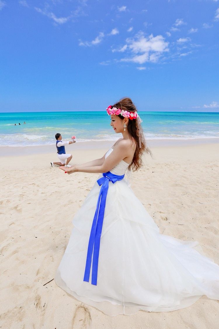 全米no 1 ハワイ ワイマナロビーチの真っ青な海と前撮り撮影 美花嫁図鑑 Farny ファーニー お洒落で可愛い花嫁レポが満載 Byプラコレ 全米no 1 ハワイ ワイマナロビーチの真っ青な海と前撮り撮影 美花嫁図鑑 Farny ファーニー お洒落で可愛い花嫁レポが満載 Byプラコレ