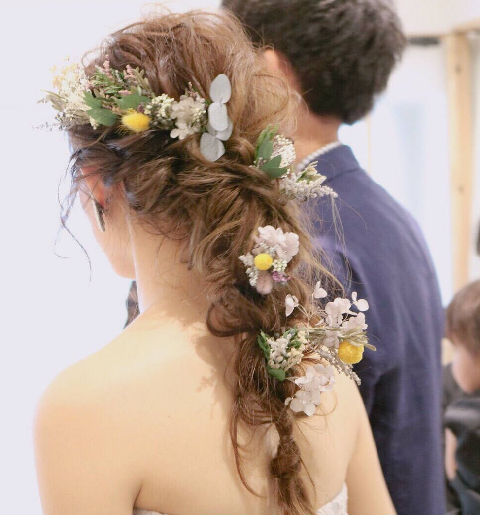 全て手作り ヘアメイク アクセなど前撮 式当日 後撮りのアイテムについてのご紹介 美花嫁図鑑 Farny ファーニー お洒落で可愛い花嫁 レポが満載 Byプラコレ