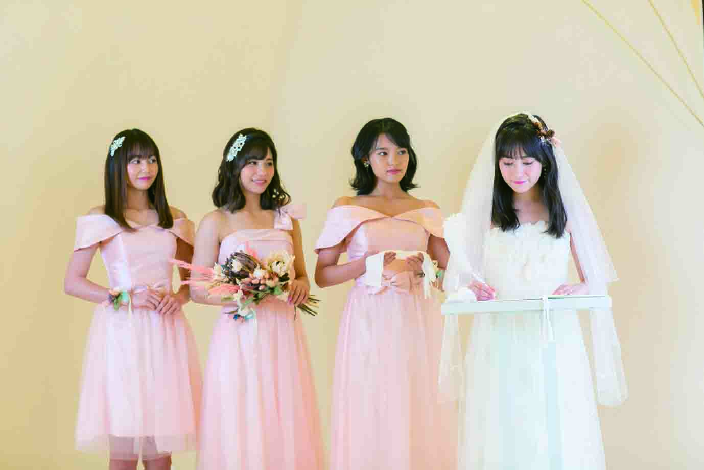 ブライズメイドで華やかウェディング 親友も巻き込んでもっと楽しく 美花嫁図鑑 Farny ファーニー お洒落で可愛い花嫁レポが満載 Byプラコレ