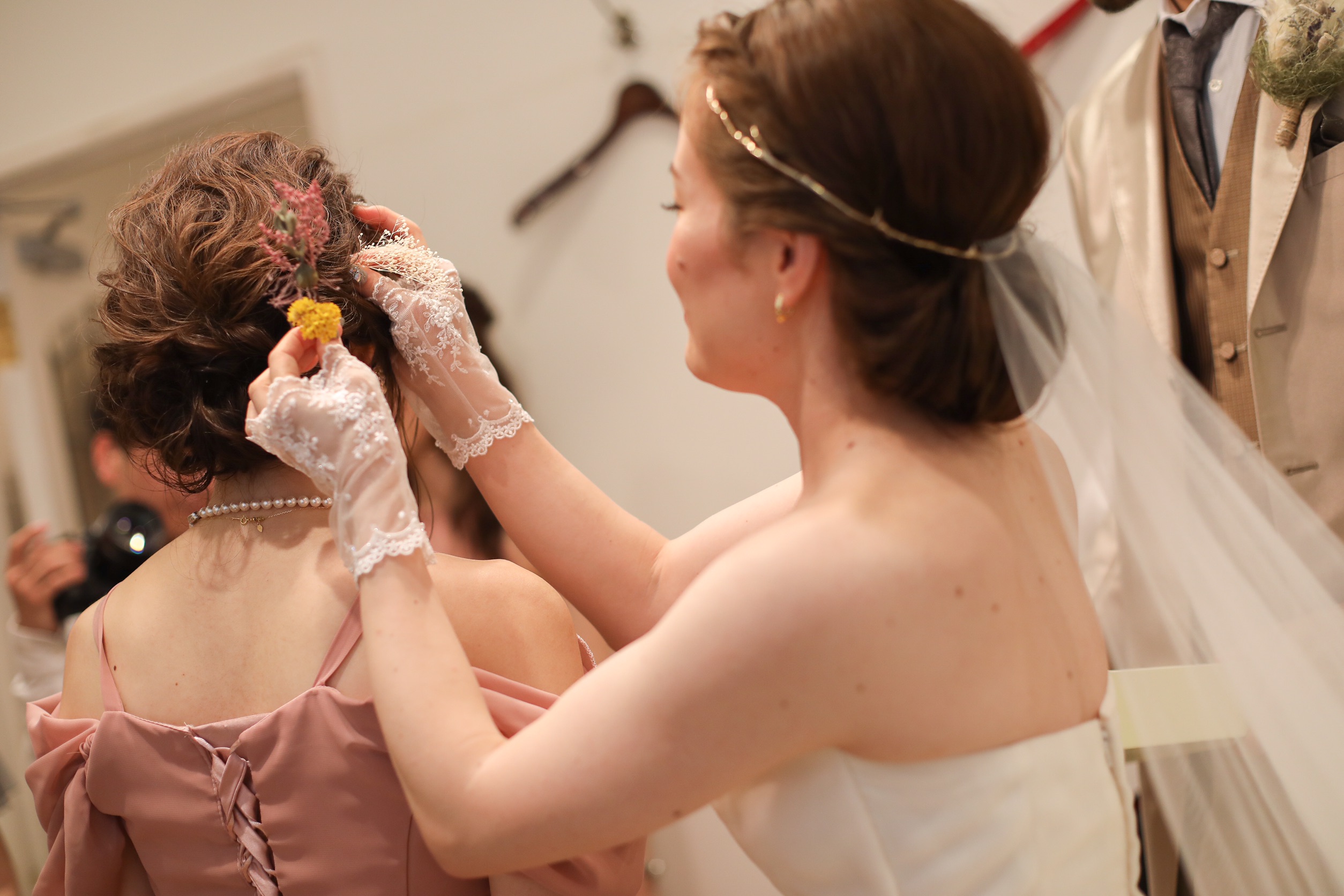 挙式レポ前半 2人の支度 ブライズメイトとのファーストミートまで 美花嫁図鑑 Farny ファーニー お洒落で可愛い花嫁レポが満載 Byプラコレ