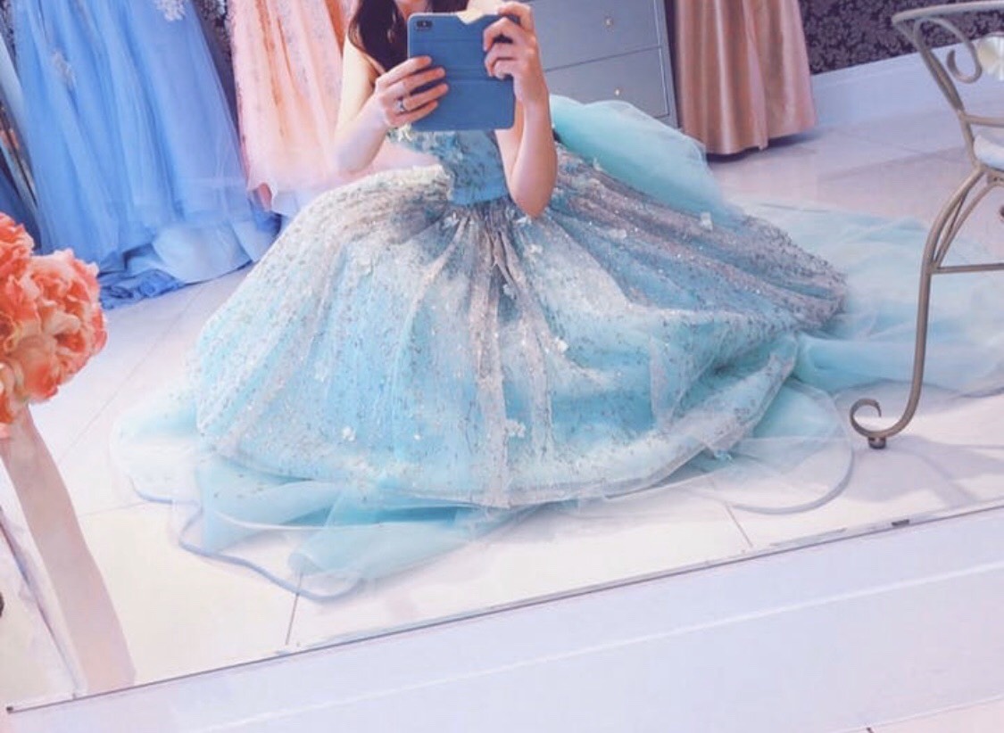 春らしいパステルカラーを中心に選んだ【カラードレス試着レポまとめ