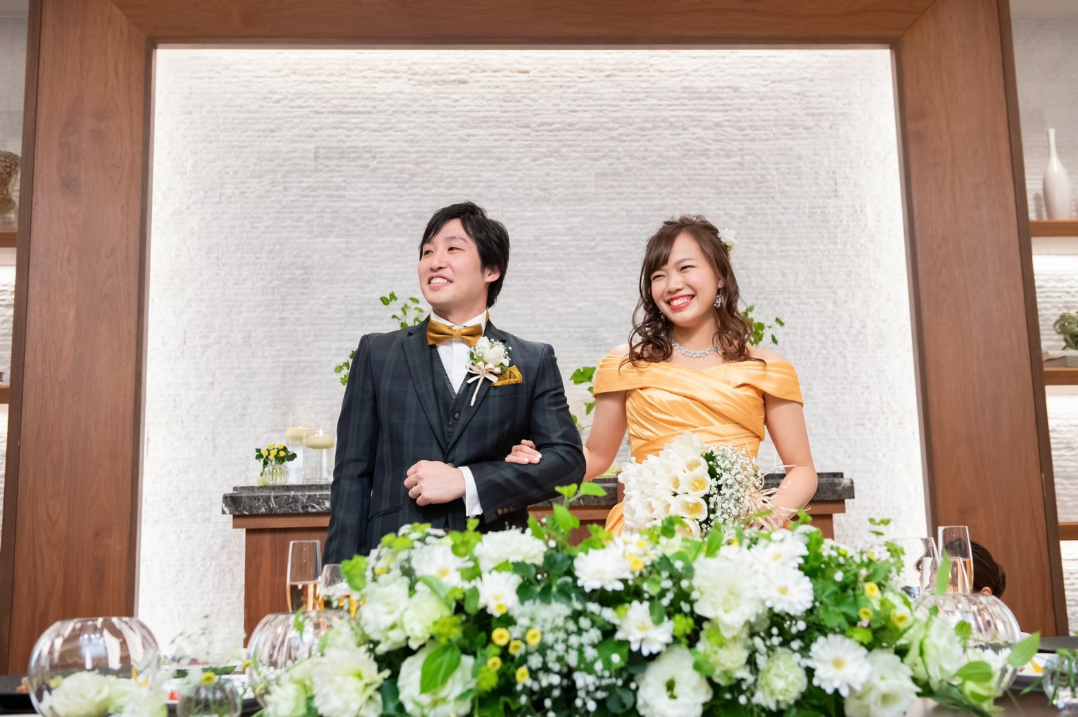 披露宴のスタート 盛り上がり演出もあり 友人や家族の愛を感じた感動の披露宴をご紹介 美花嫁図鑑 Farny ファーニー お洒落で可愛い花嫁レポが満載 Byプラコレ 披露宴のスタート 盛り上がり演出もあり 友人や家族の愛を感じた感動の披露宴をご紹介 美花嫁図鑑 Farny ファーニー お洒落で可愛い花嫁レポが満載 Byプラコレ