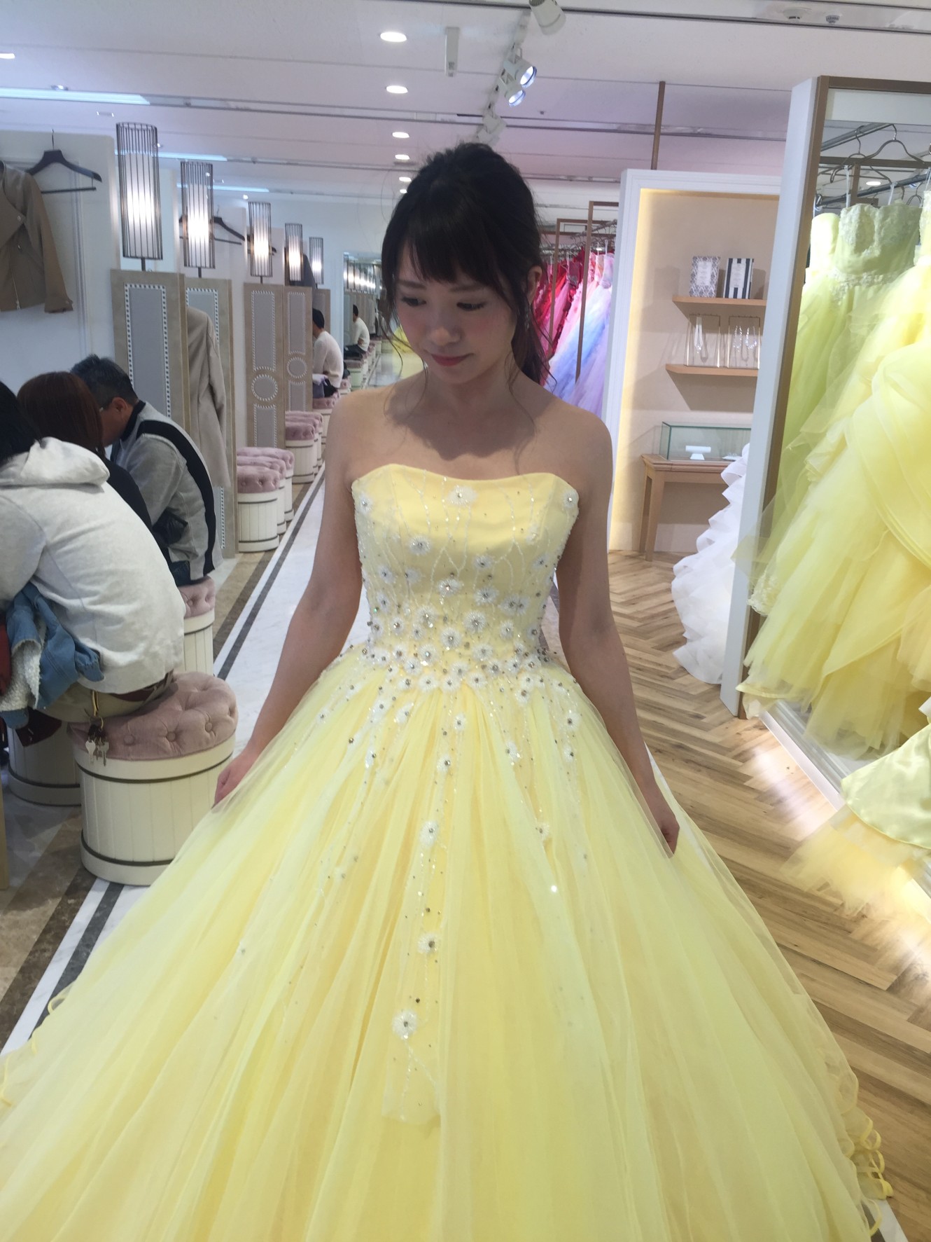 four sis&co.さんで運命のドレス選び❁* たくさんたくさん試着して