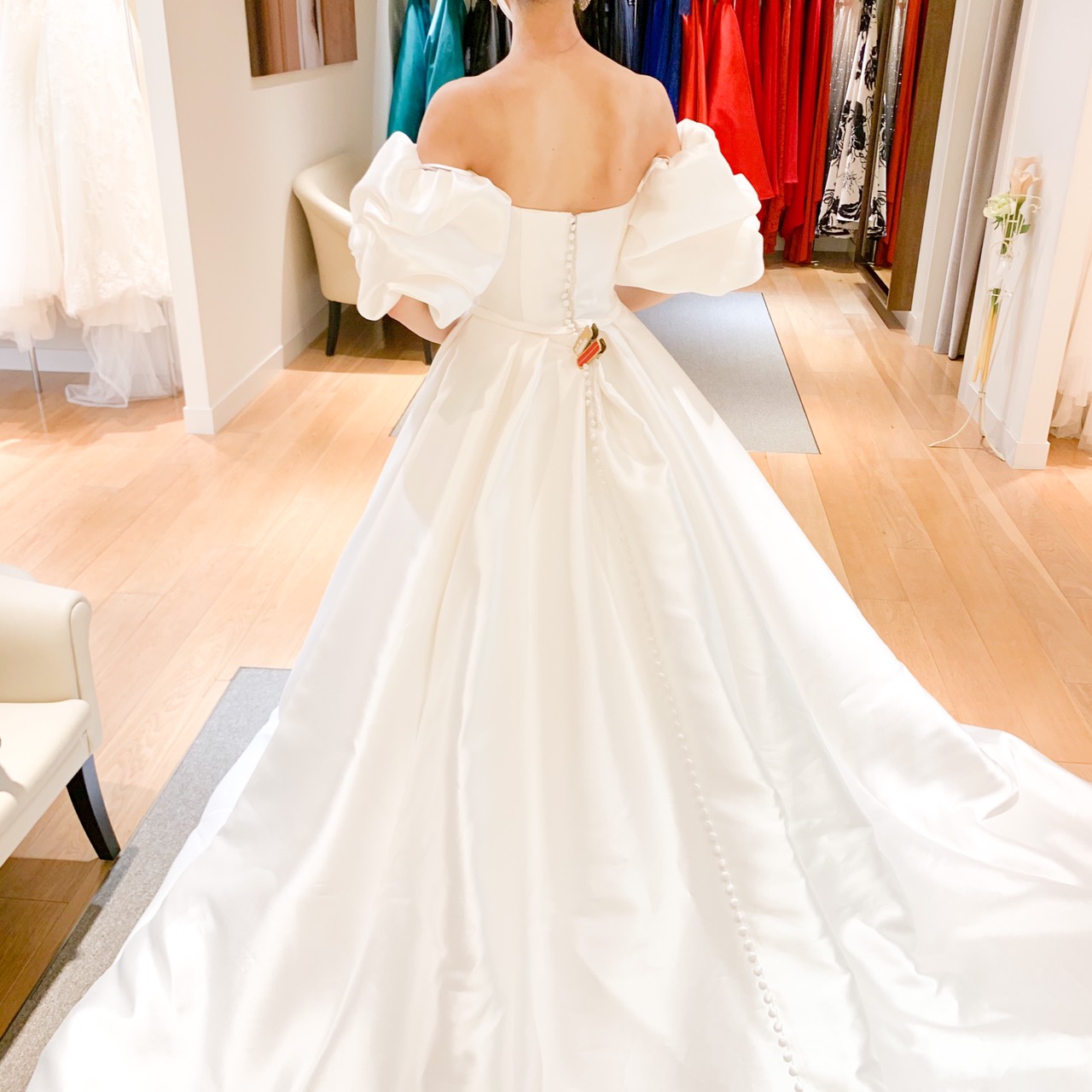 世界で愛されているドレスブランドPRONOVIAS(プロノビアス)での試着 