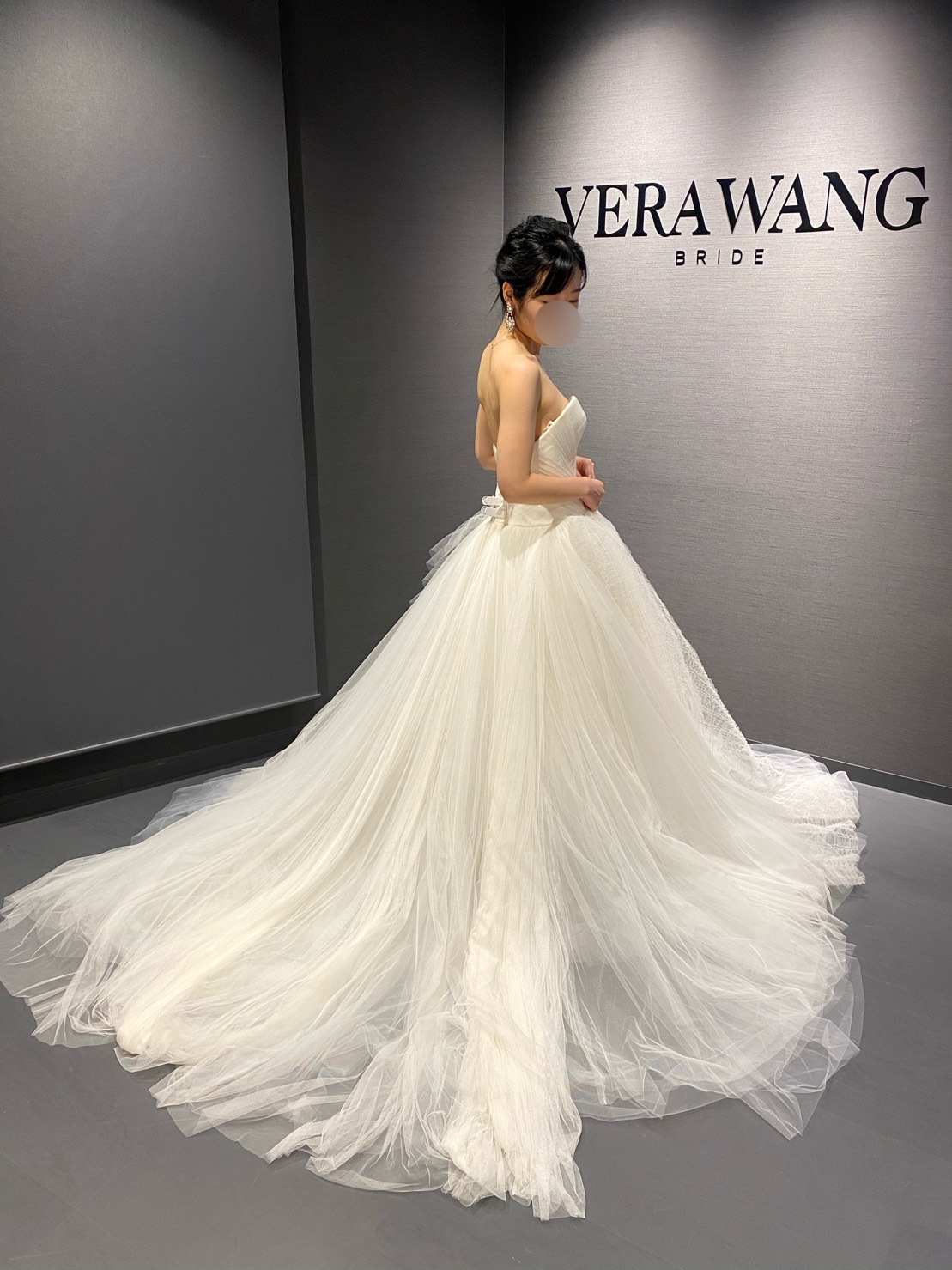 大人気！Verawang！値下げ！定価:45万円 ヴェラウォン DEANDRA