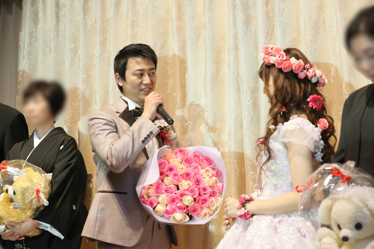笑顔 感謝 ようこそ がテーマの結婚式 笑顔と感謝に溢れたレポをご紹介 美花嫁図鑑 Farny ファーニー お洒落で可愛い花嫁レポが満載 Byプラコレ 笑顔 感謝 ようこそ がテーマの結婚式 笑顔と感謝に溢れたレポをご紹介 美花嫁図鑑 Farny ファーニー お洒落で可愛い花嫁レポが満載 Byプラコレ