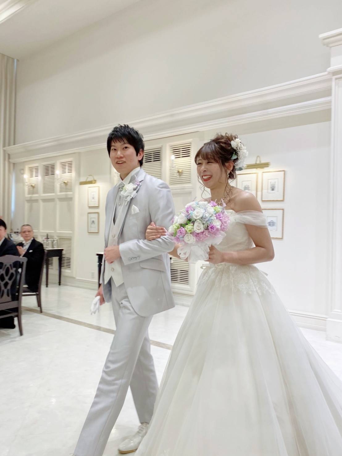 大切な家族と友人に囲まれて 感動と笑顔あふれる披露宴レポ 美花嫁図鑑 Farny ファーニー お洒落で可愛い花嫁レポが満載 Byプラコレ 大切な家族と友人に囲まれて 感動と笑顔あふれる披露宴レポ 美花嫁図鑑 Farny ファーニー お洒落で可愛い花嫁レポが満載 Byプラコレ