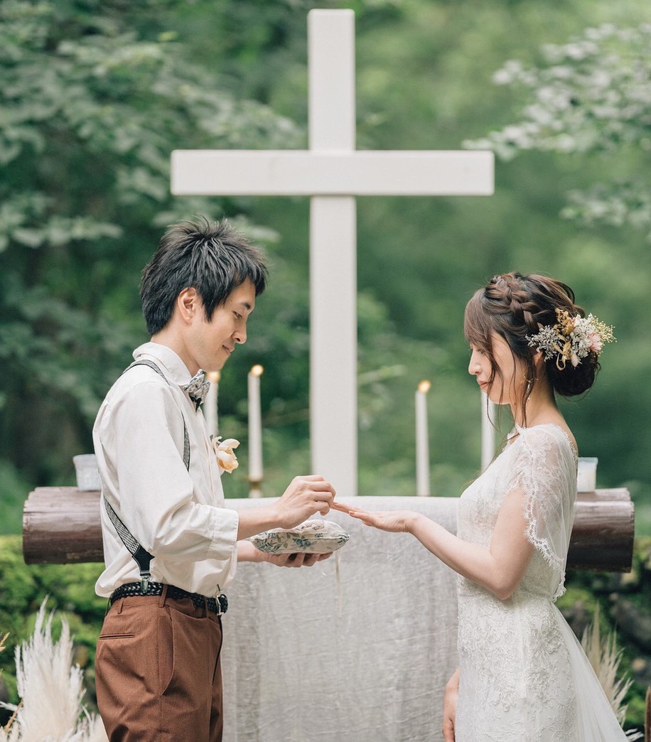 結婚式のテーマは"Idyllic" 思い出の場所でふたりだけの感動的な挙式を♡ 美花嫁図鑑 farny(ファーニー)｜お洒落で可愛い花嫁