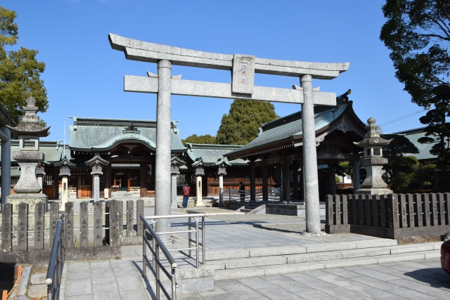 東京都 安産祈願におすすめの神社仏閣5選を紹介 神前結婚式も出来ますよ 美花嫁図鑑 Farny ファーニー お洒落で可愛い花嫁レポが満載 Byプラコレ