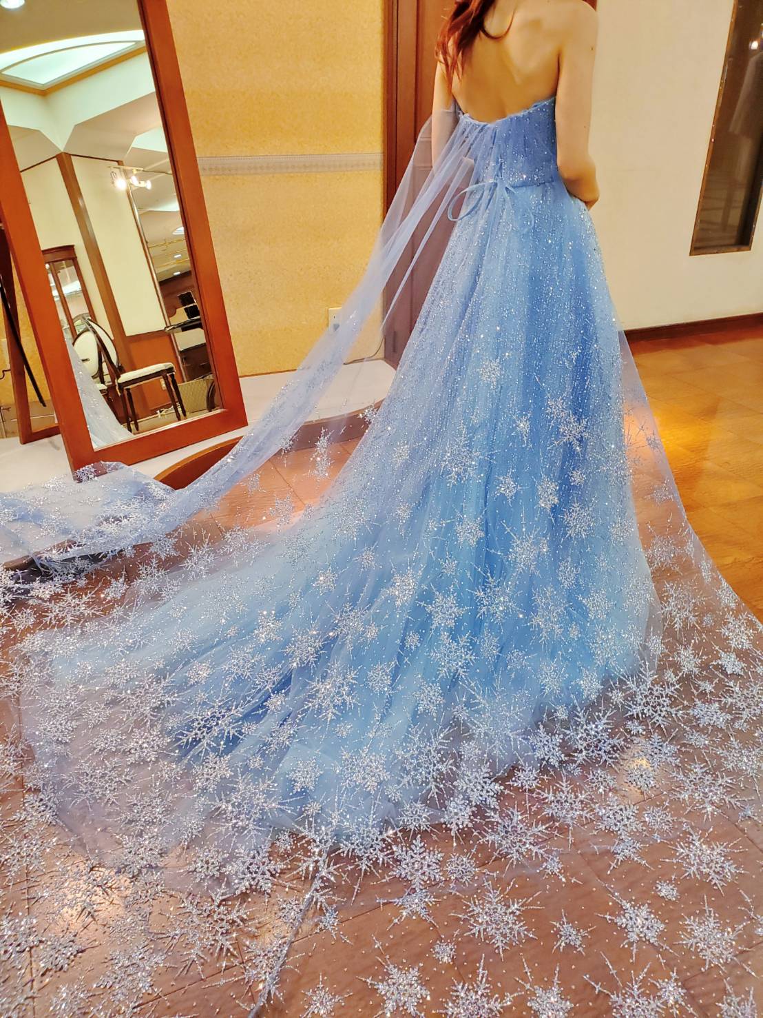 憧れのディズニープリンセスに アリエル ラプンツェル エルサドレスをご紹介 美花嫁図鑑 Farny ファーニー お洒落で可愛い花嫁レポが満載 Byプラコレ