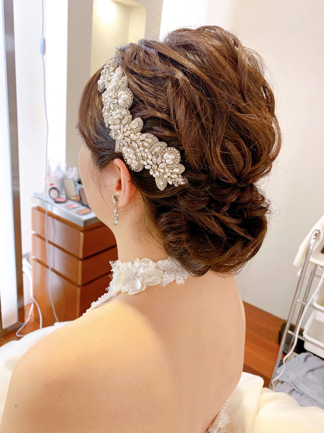 挙式・披露宴のヘアスタイルとウェディングドレス♡Instagramを参考に見つけました＊ 美花嫁図鑑 farny