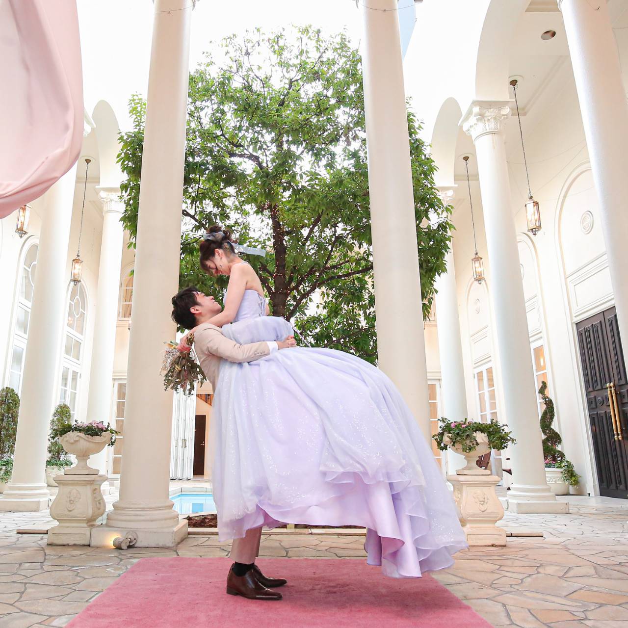 こだわりのコーディネートで叶えたウェディングフォトをご紹介 美花嫁図鑑 Farny ファーニー お洒落で可愛い花嫁レポが満載 Byプラコレ