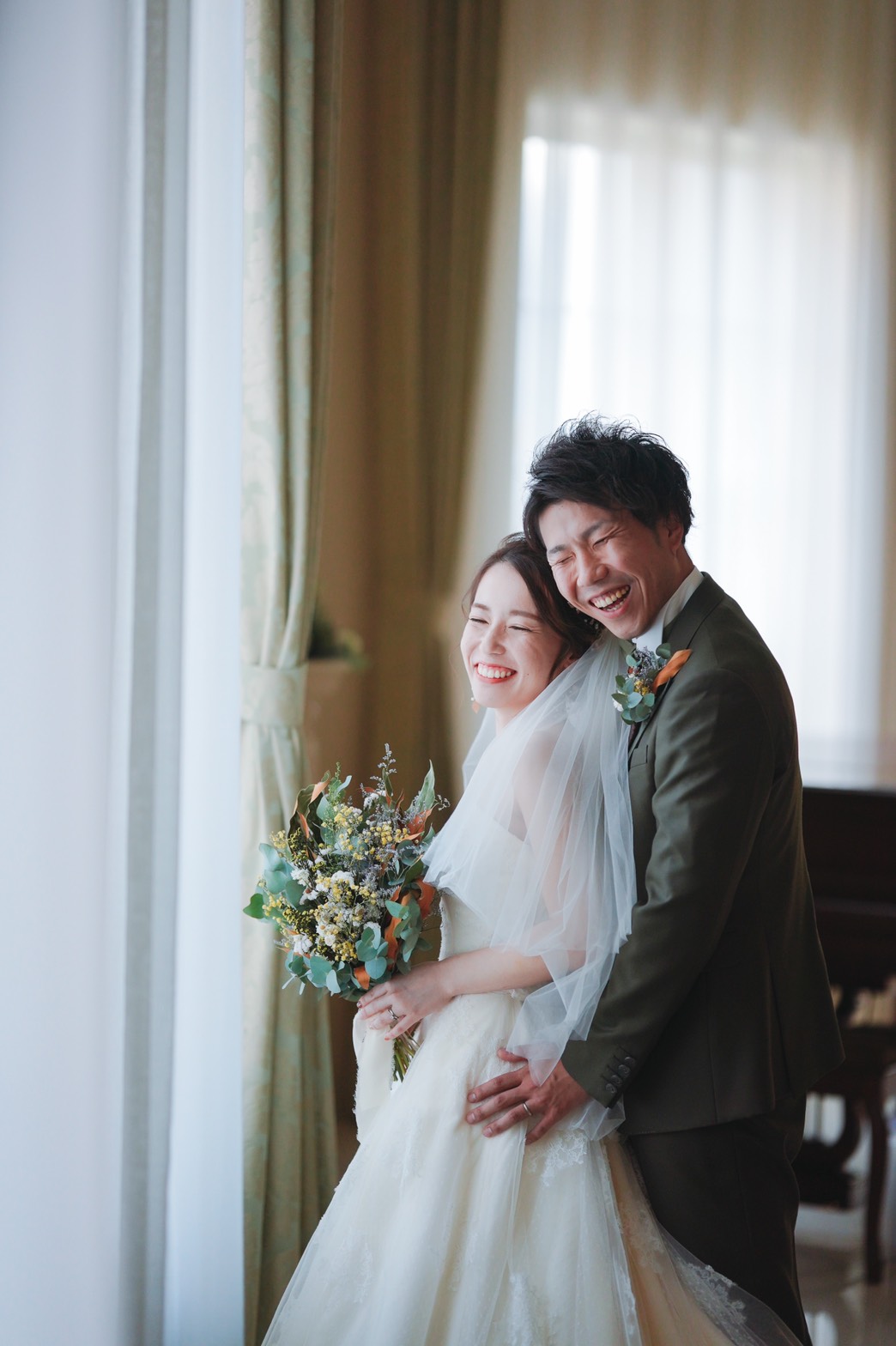 ウェディングドレス♡ 結婚式、ウェディングフォト、前撮り【室内で試着のみ】 ウェディングフォトはおふたりの出会いのきっかけの場所で