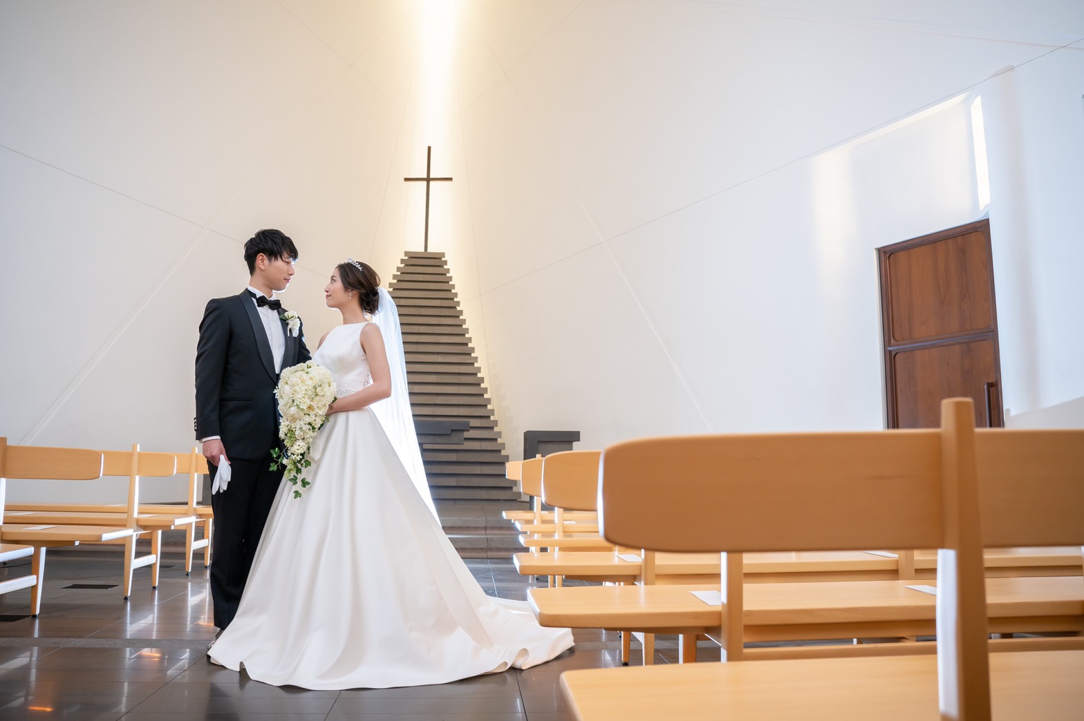花嫁コーディネートから挙式でこだわったポイントなどまとめてご紹介いたします 美花嫁図鑑 Farny ファーニー お洒落で可愛い花嫁レポが満載 Byプラコレ