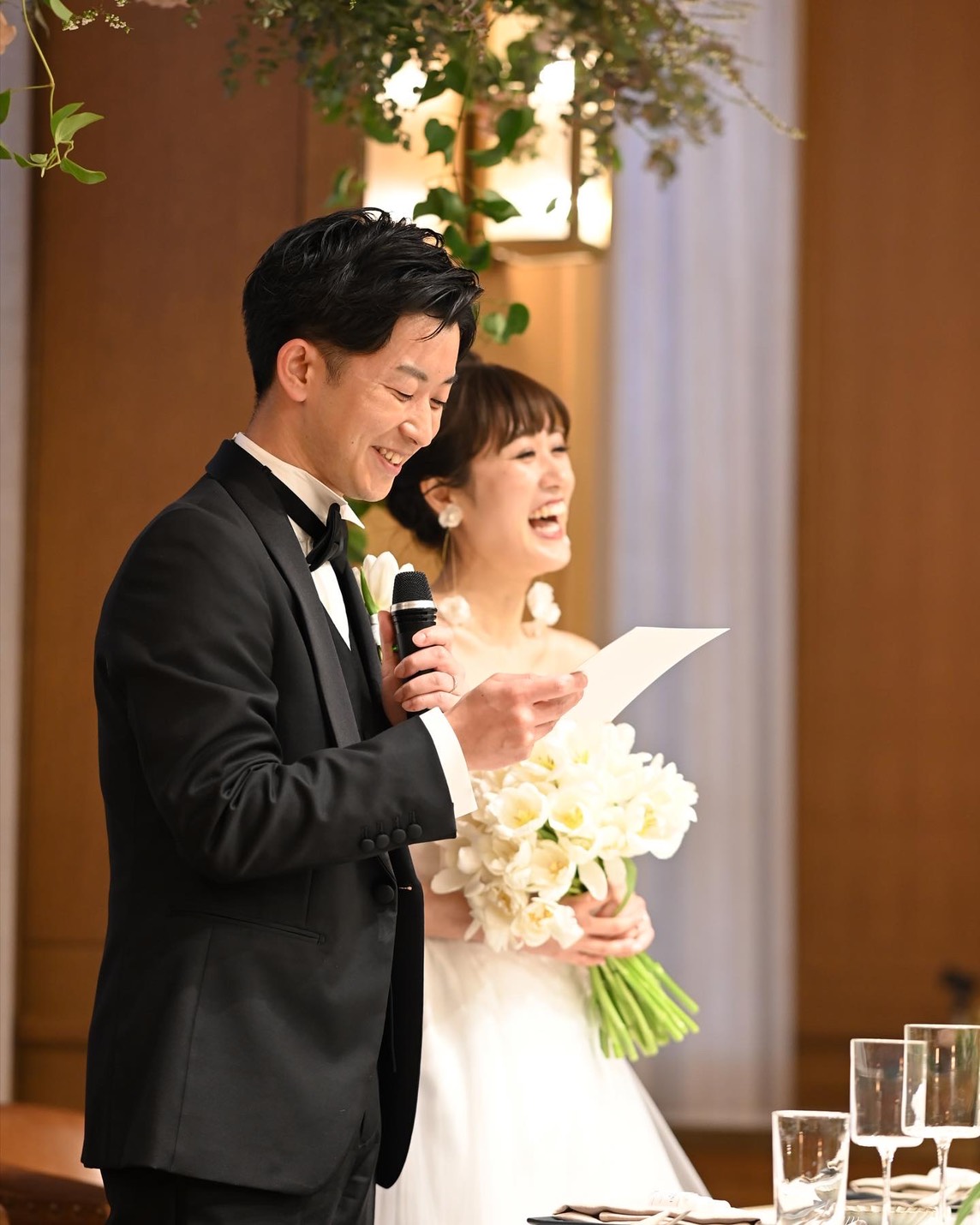 結婚式の友人からの余興は「make you happy♡」ゲストからのサプライズに号泣！ 美花嫁図鑑 farny(ファーニー)｜お洒落で