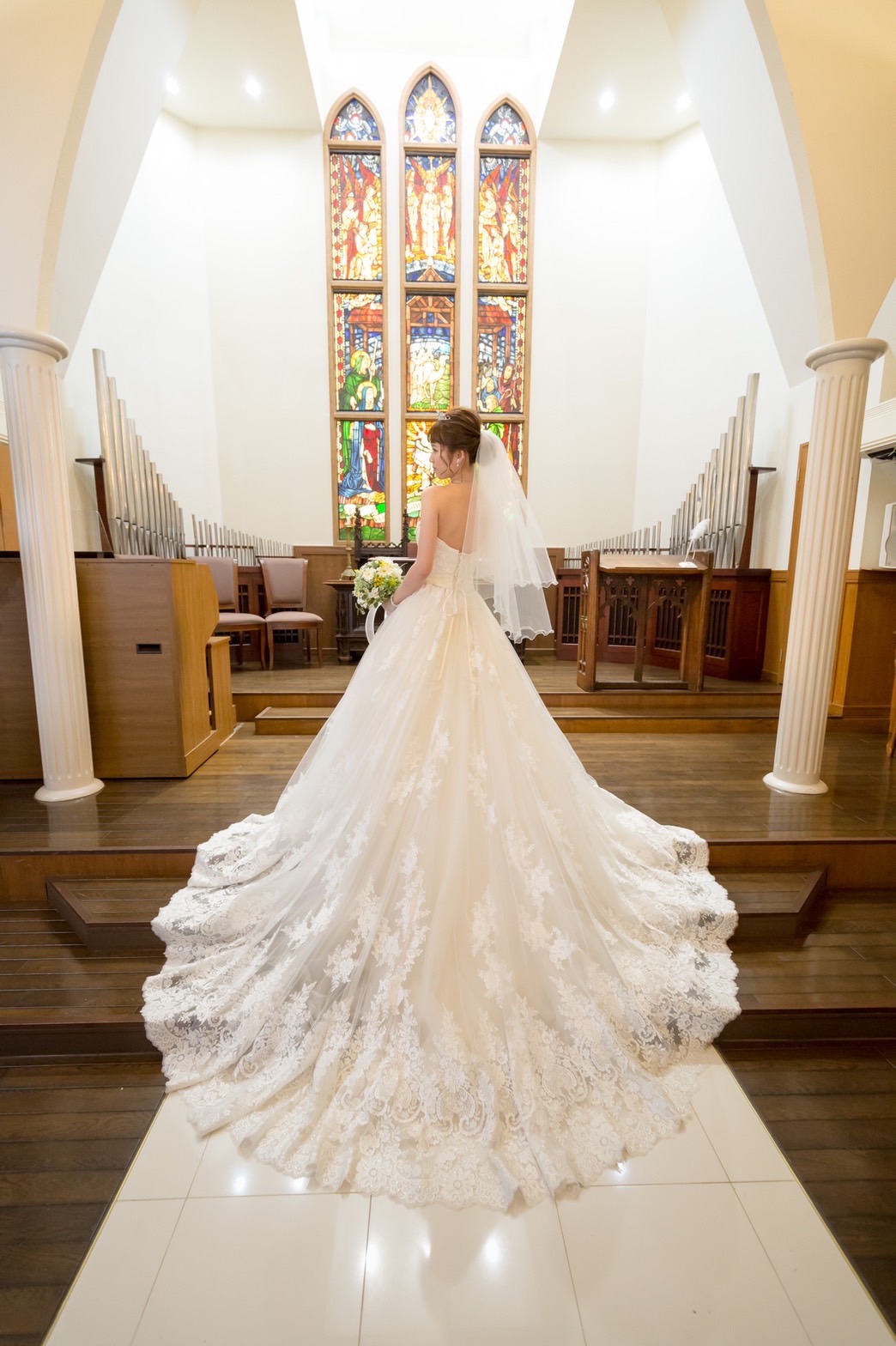 ウェディングドレスからカラードレス 家族フォトまで 一生に一度の思い出の洋装フォトです 美花嫁図鑑 Farny ファーニー お洒落で可愛い花嫁レポが満載 Byプラコレ