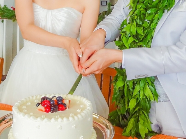 定番やサプライズまで 結婚式で感動する演出ってどんなもの 22年保存版 美花嫁図鑑 Farny ファーニー お洒落で可愛い花嫁レポが満載 Byプラコレ