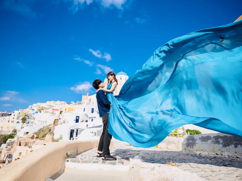 サントリーニ島で忘れられないハネムーンフォトを♡ | 美花嫁