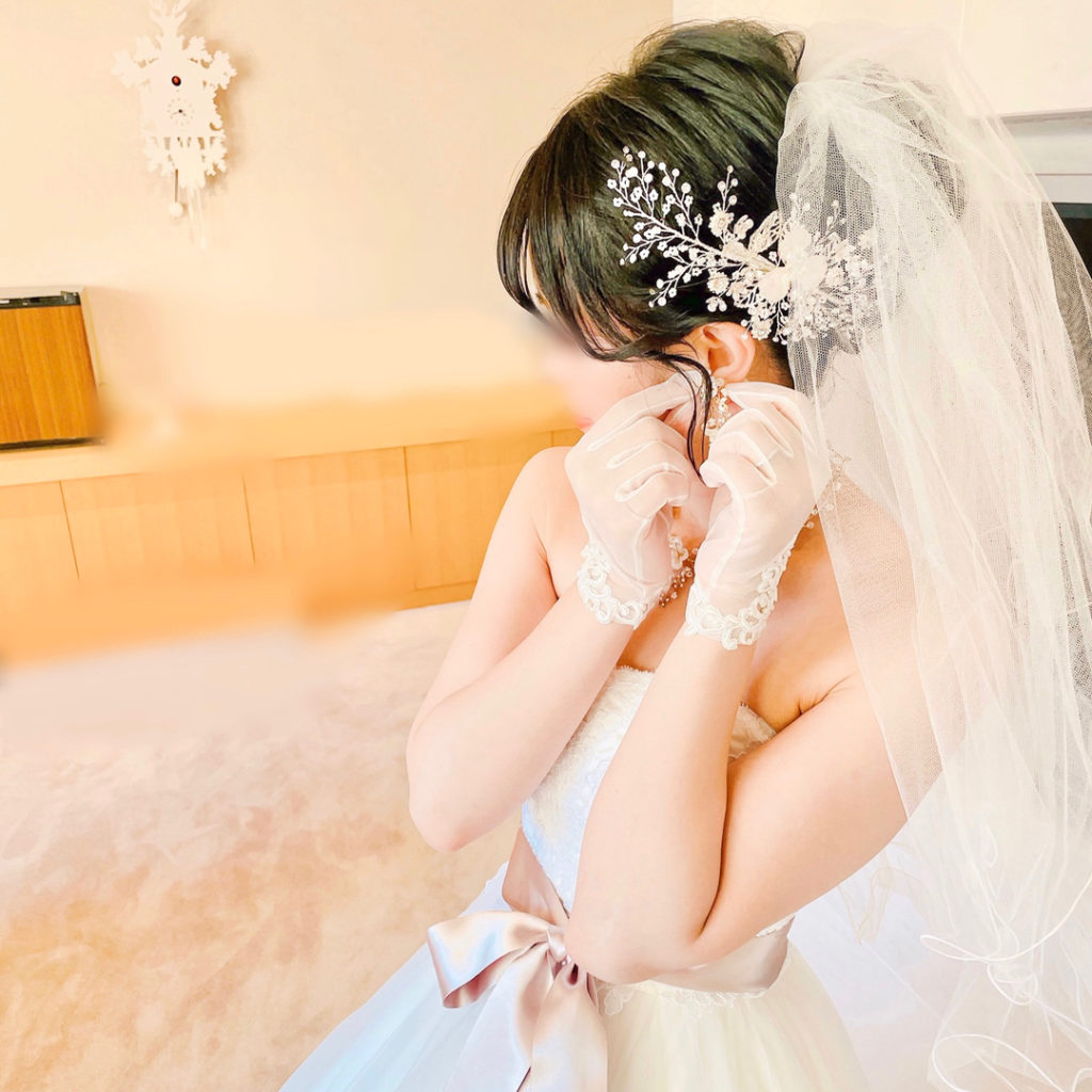 新婦小物セット　結婚式　ウェディング　ティアラ　グローブ　ベール 楽天市場】店舗おすすめ セット A | ティアラ ネックレスセット